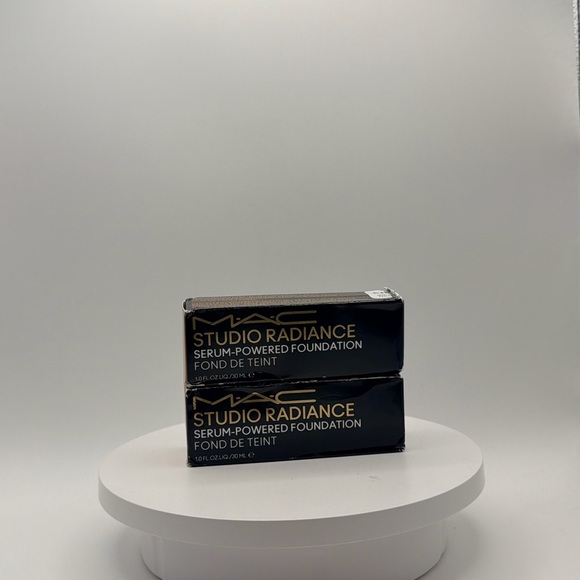 MAC Studio Radiance Foundation NW25 NEW Authentic 2 pack
